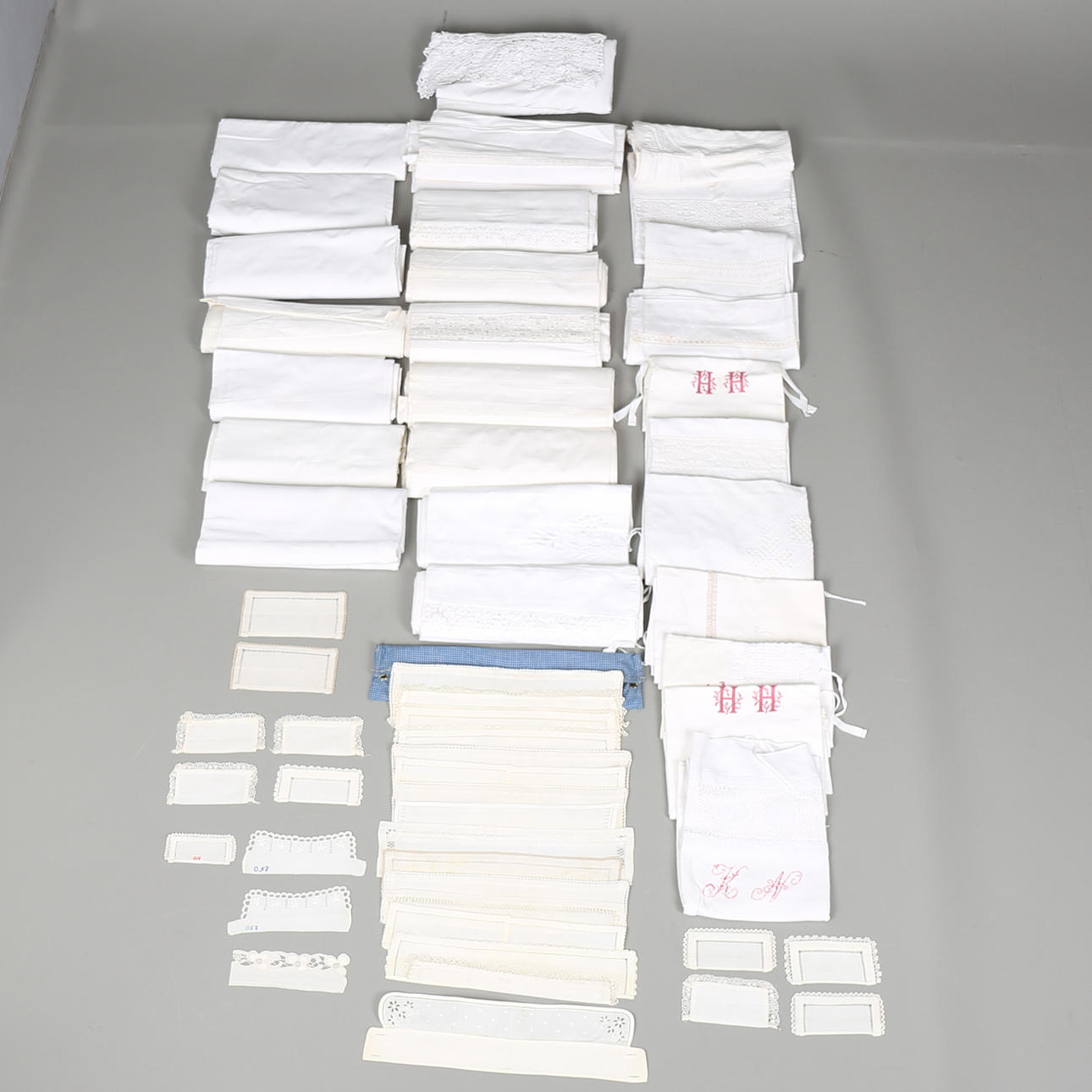 PARTI LINNE, ett 20-tal, lakan, örngott.