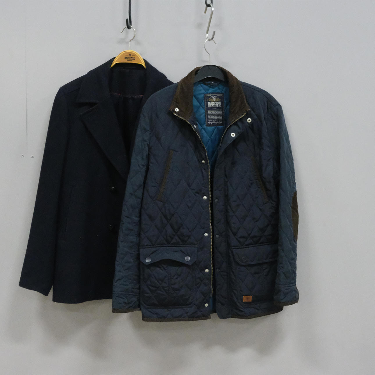 SKEPPARKAVAJ SAMT QUILTAD JACKA.