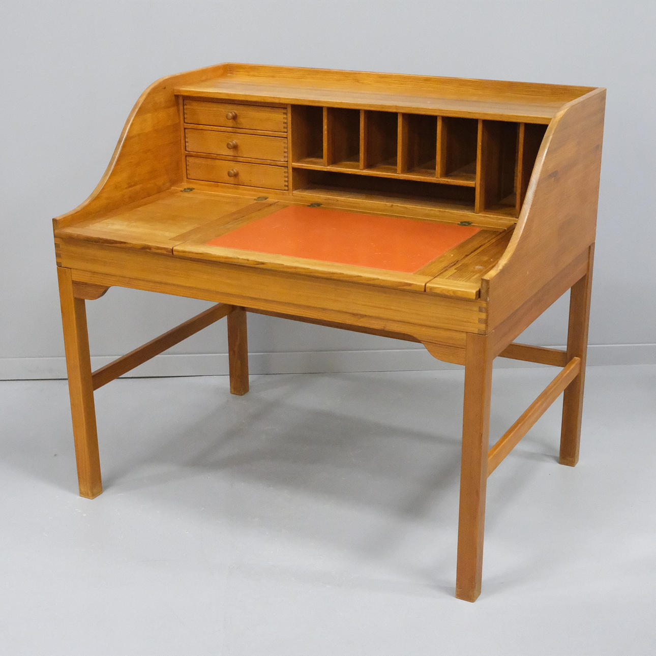 ANDREAS HANSEN. SECRETARY, HADSTEN TRÄINDUSTRI DENMARK.