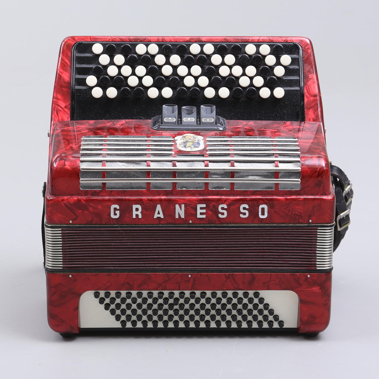 BUTTON PULL GAME, Granesso, early 2000s. Collectables - Musical ...