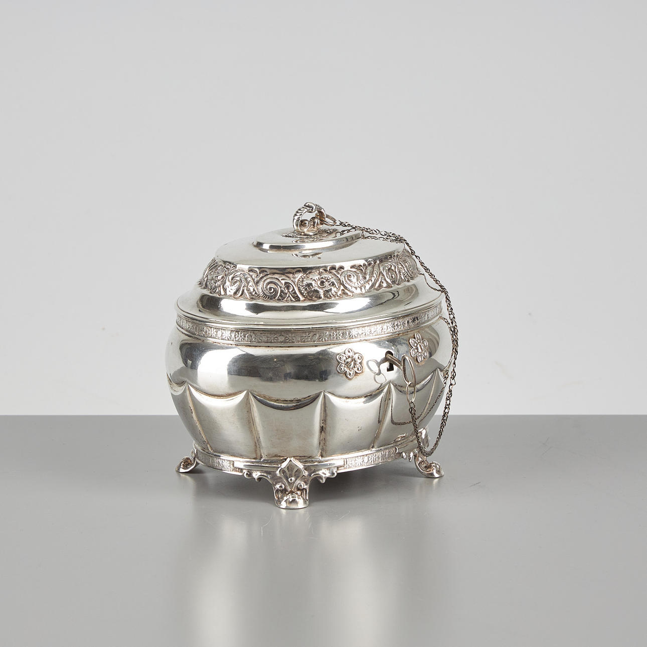 SUGAR BOX, silver, Eric Söderholm, Härnösand, Sweden 1865.