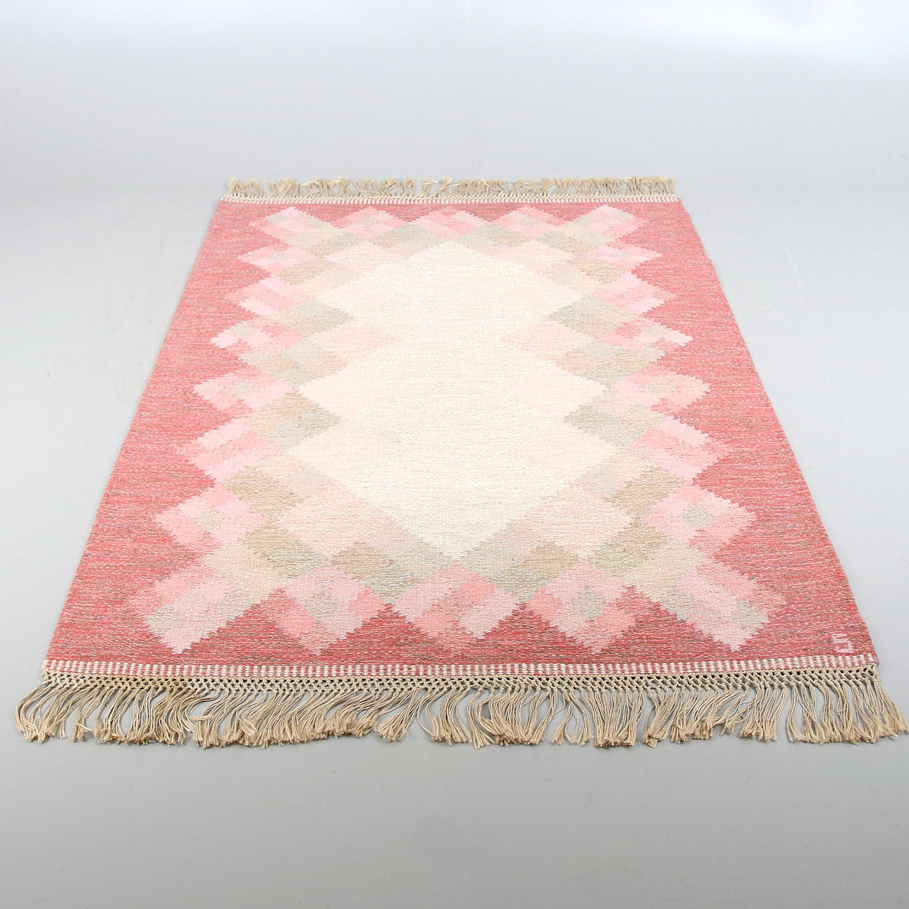 MATTA, Rölakan, Brita Svefors, Axeco. 140 x 200 cm.