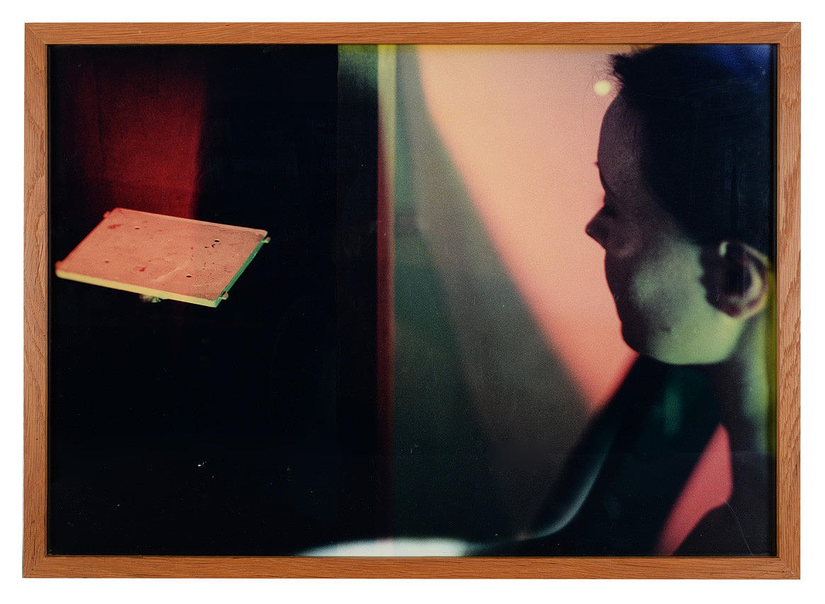 ERIC TSCHERNOW. "Portrait, Work No. 4". Photography, lambda deduction. Dating 1999.