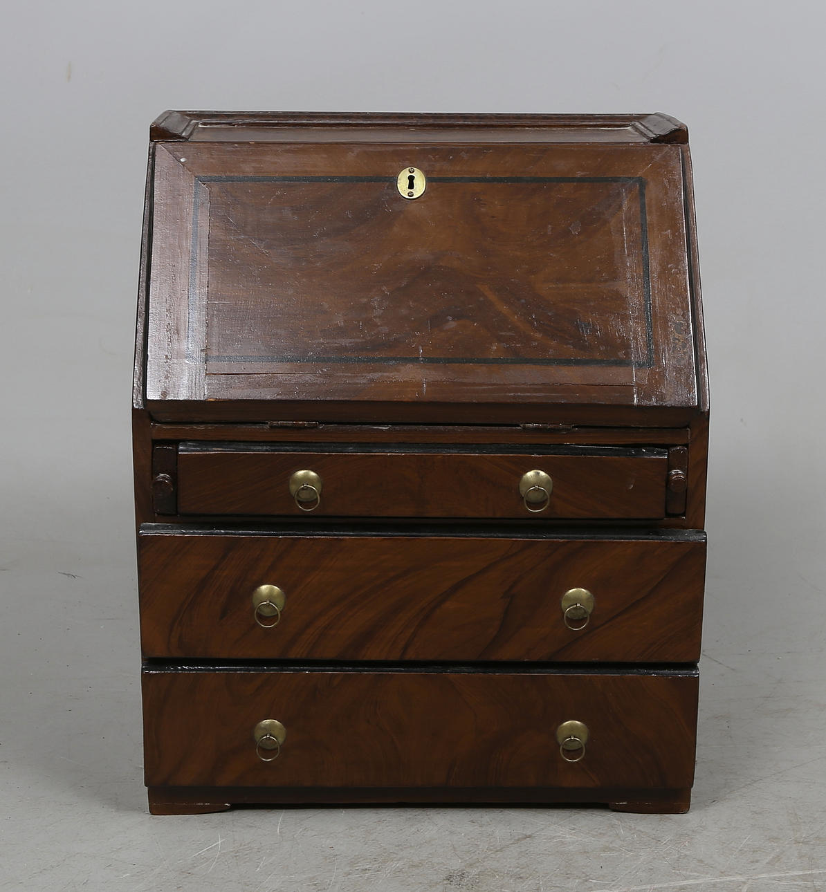 MINIATYR, SNEDKLAFFSSEKRETÄR, 1800-tal.