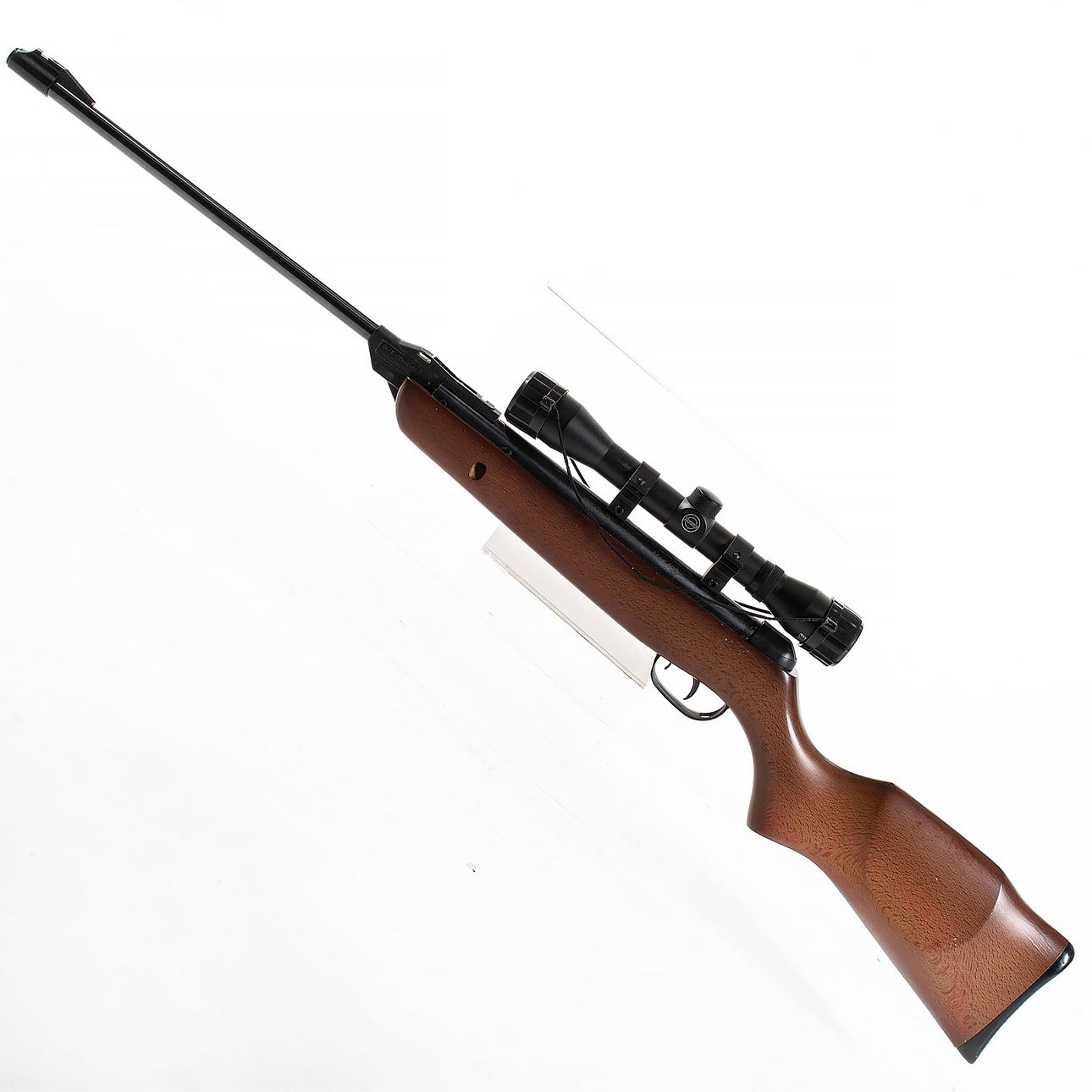 AIR RIFLE, with scope, Gamo model 400.