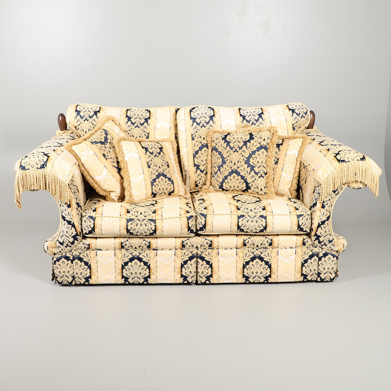 UN SOFÁ ESTILO KNOWLE DE HARRODS.