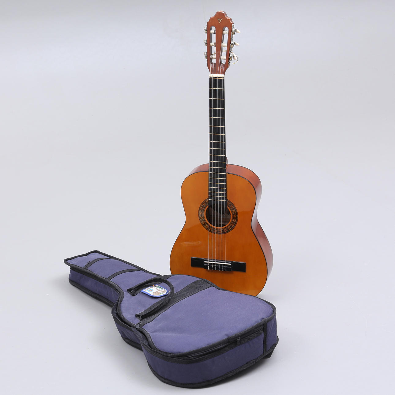 AKUSTISK GITARR, Valencia, modell CG160 1/2.