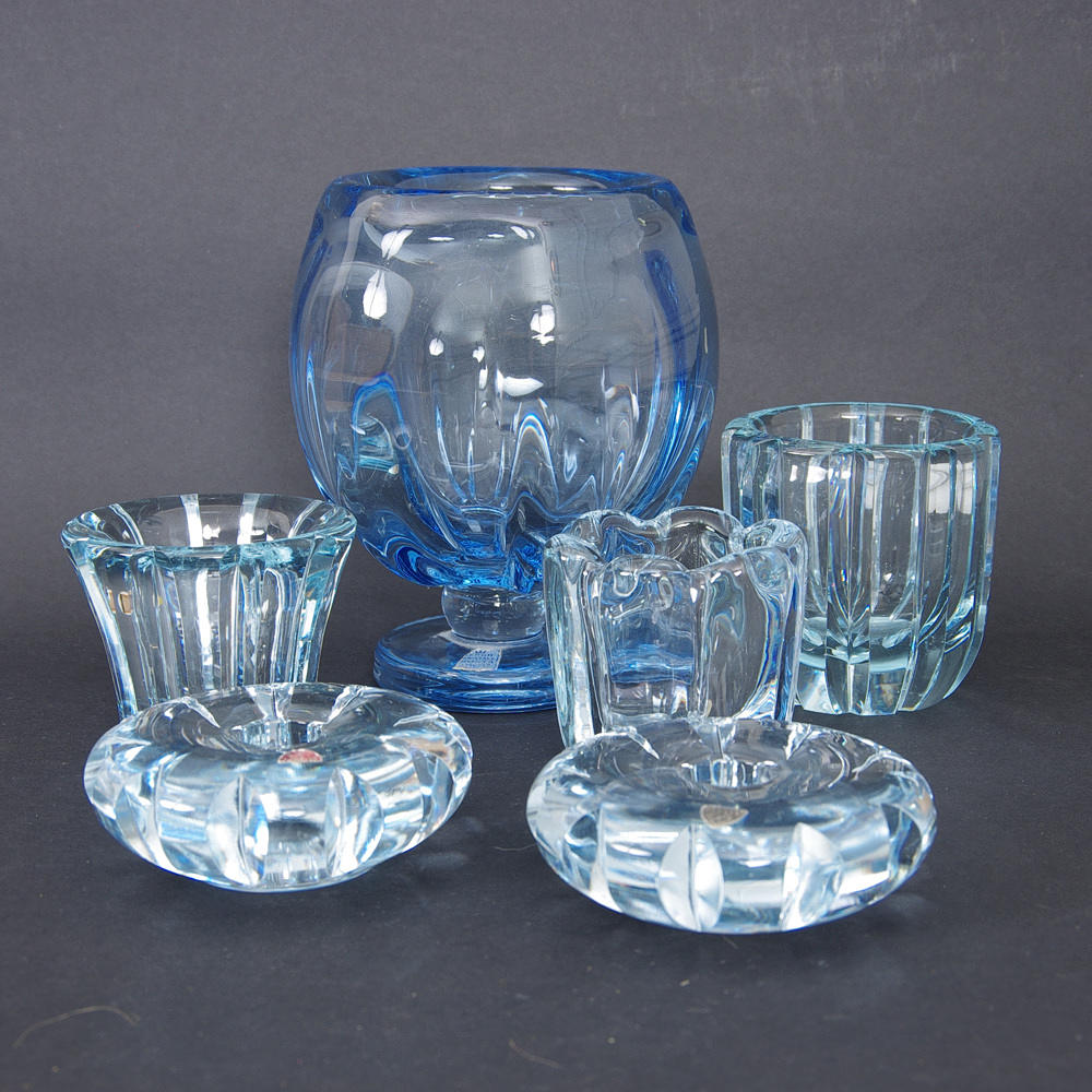 VASER SAMT LJUSSTAKAR, Orrefors/Kosta.