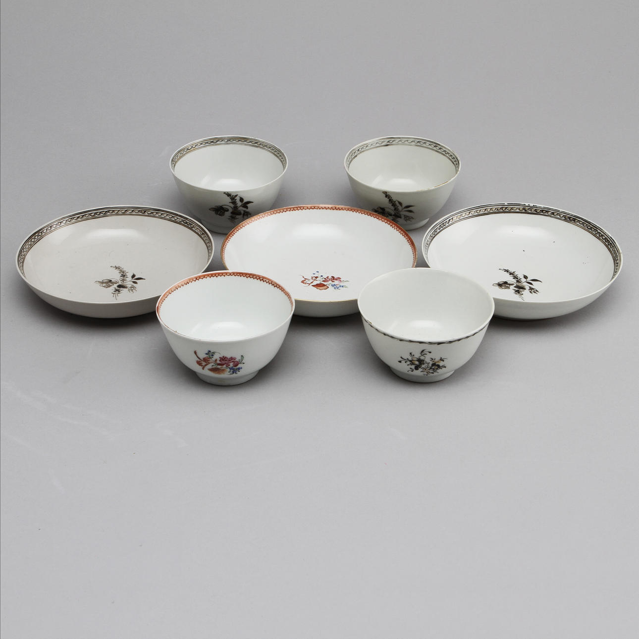 KOPPAR och FAT, porslin, Kina, 17/1800-tal.