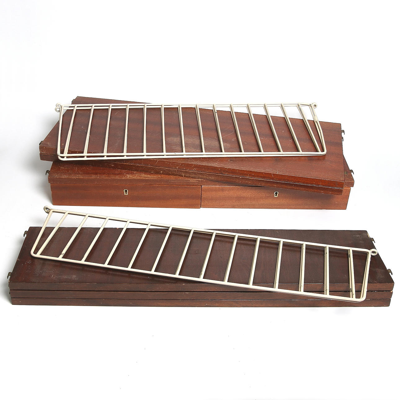 STRINGHYLLOR, 11 delar. BFB-Hyllan. 1950/60-tal.