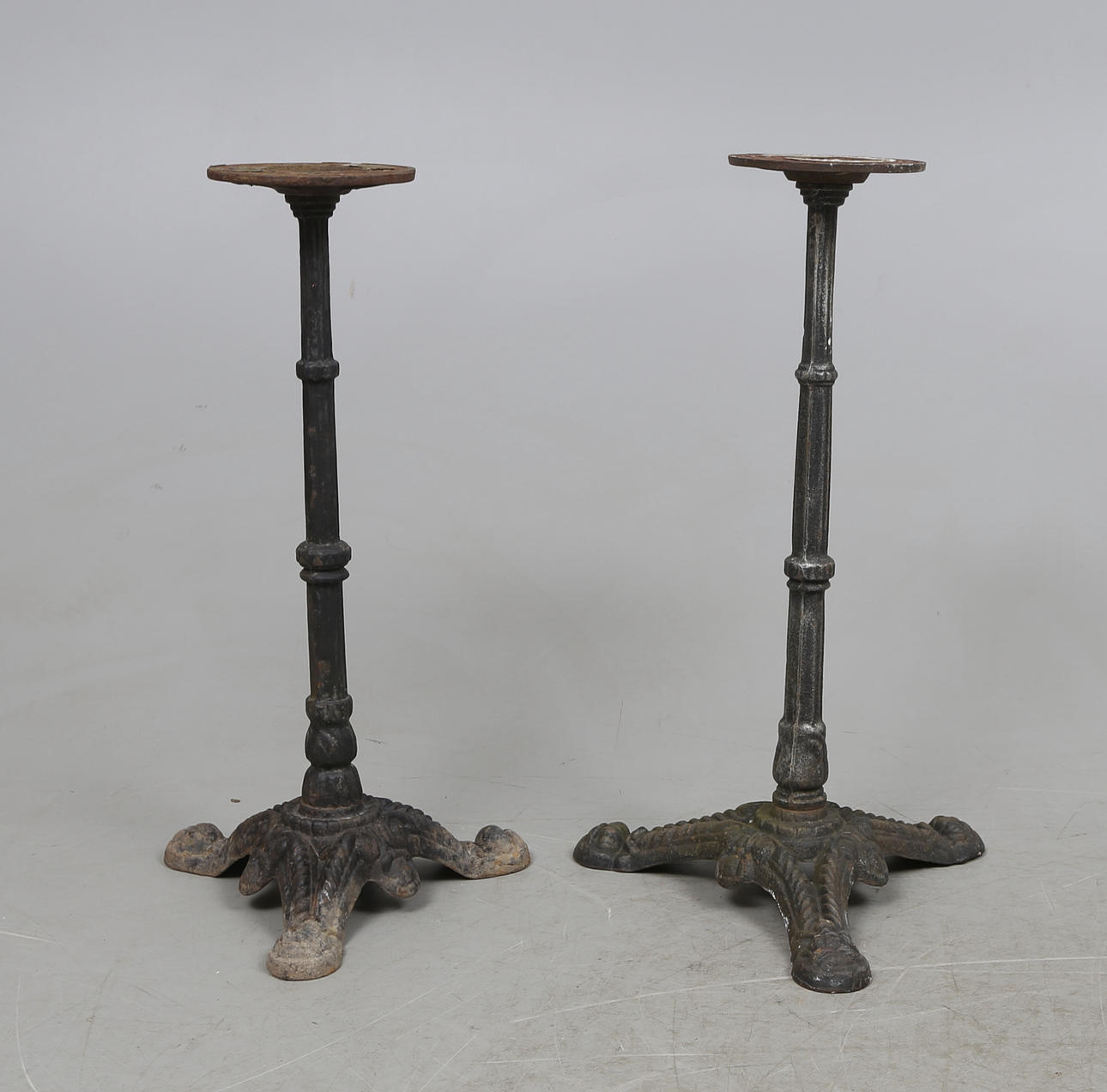 CAFÉBORDSUNDERREDEN, ett par, 1900-talets första hälft.