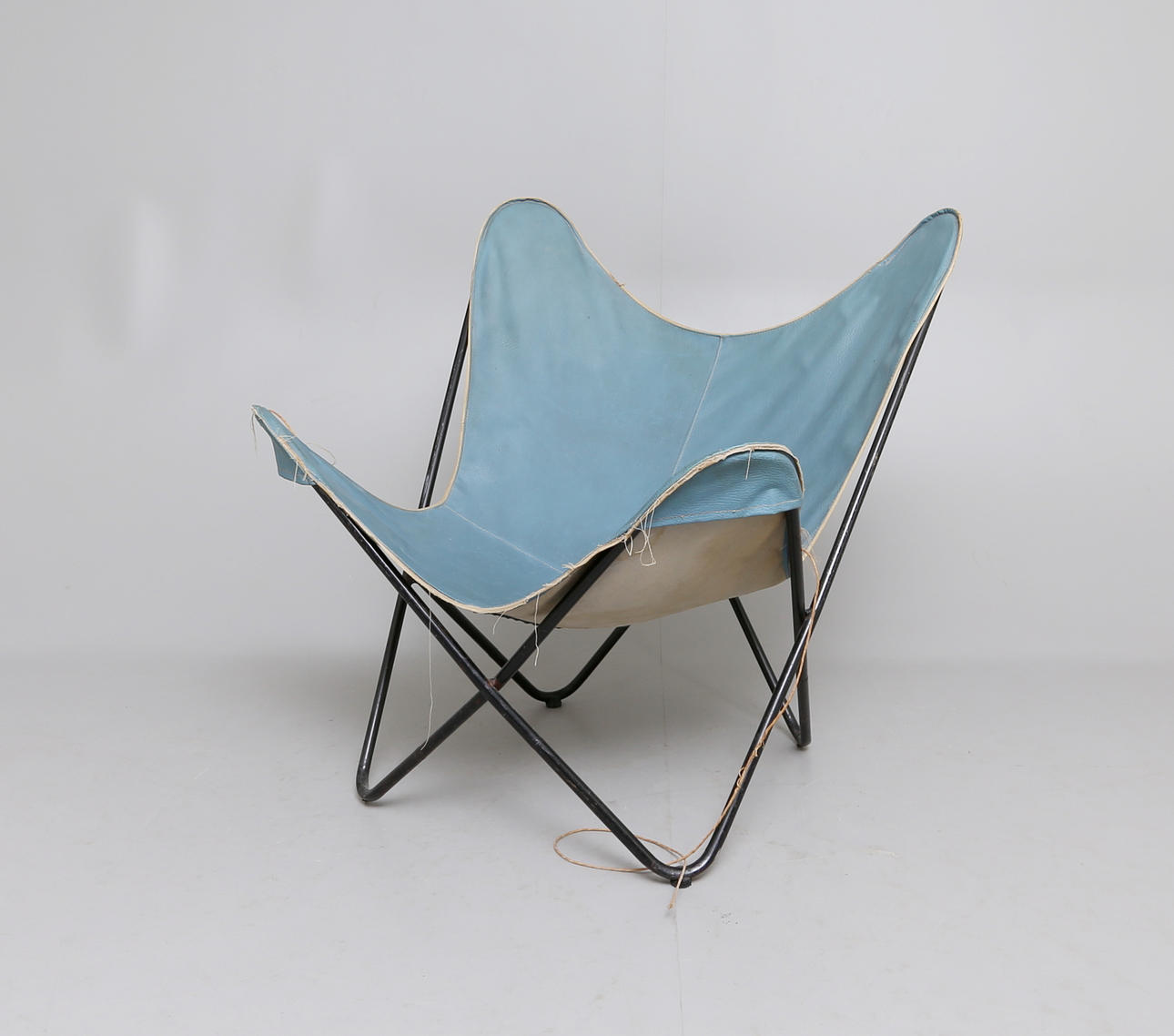 FLADDERMUSFÅTÖLJ, 1950/60-tal.