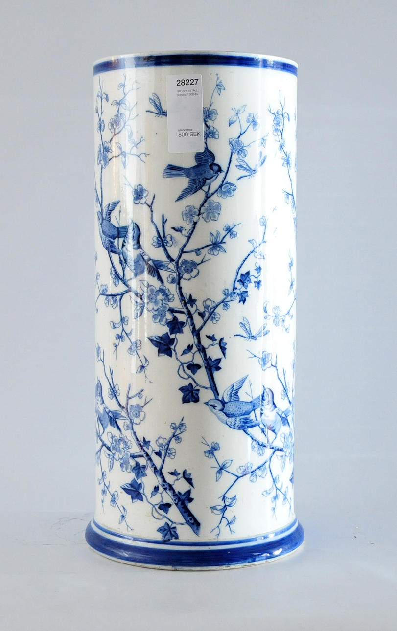 PARAPLYSTÄLL, porslin, 1900-tal.