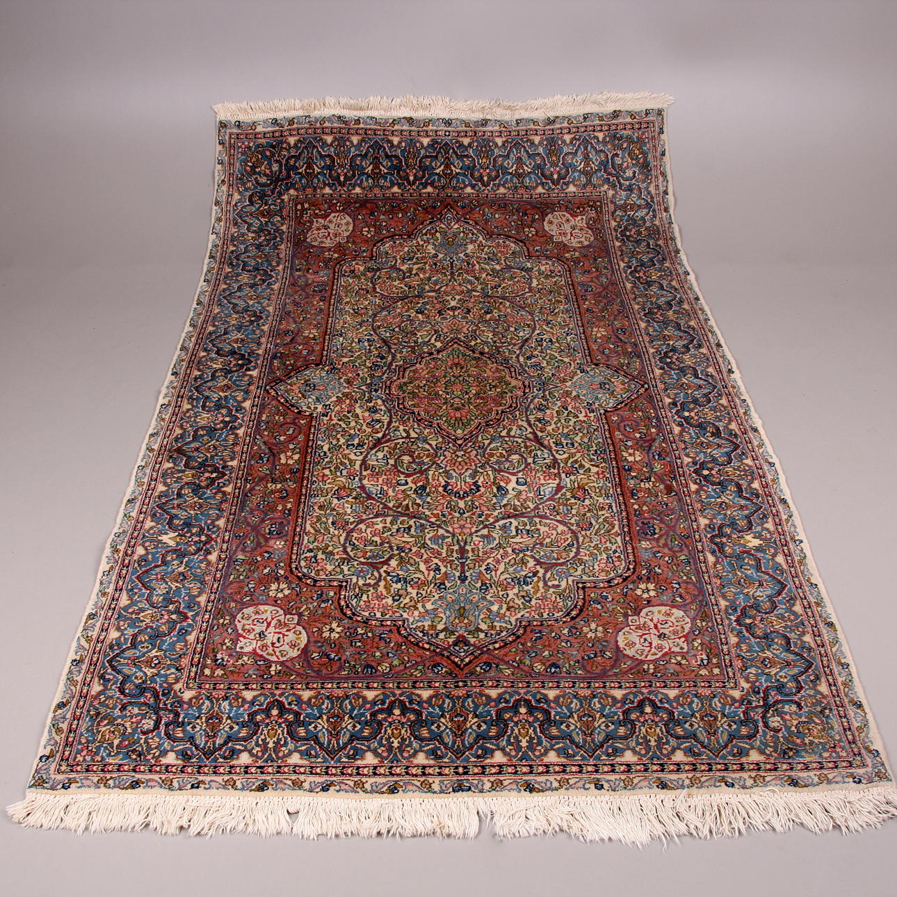 MATTA, orientalisk, Kirman, 244 x 148 cm.