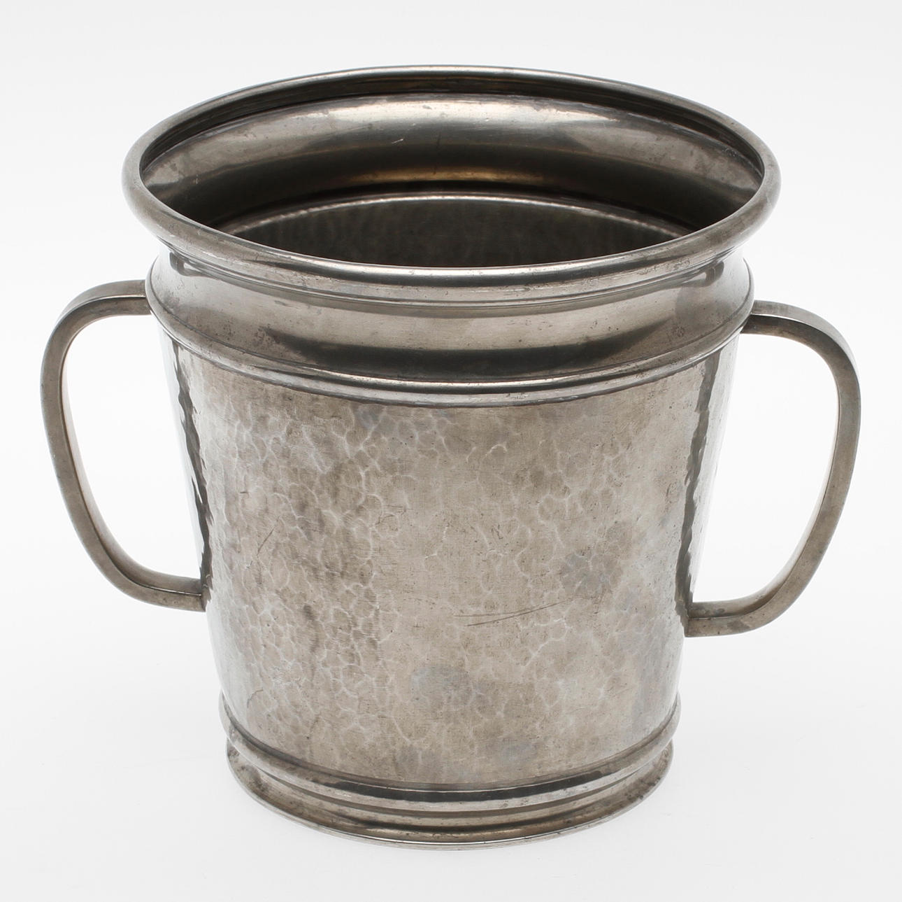 VINKYLARE, tenn, Lysgaards, Danmark.