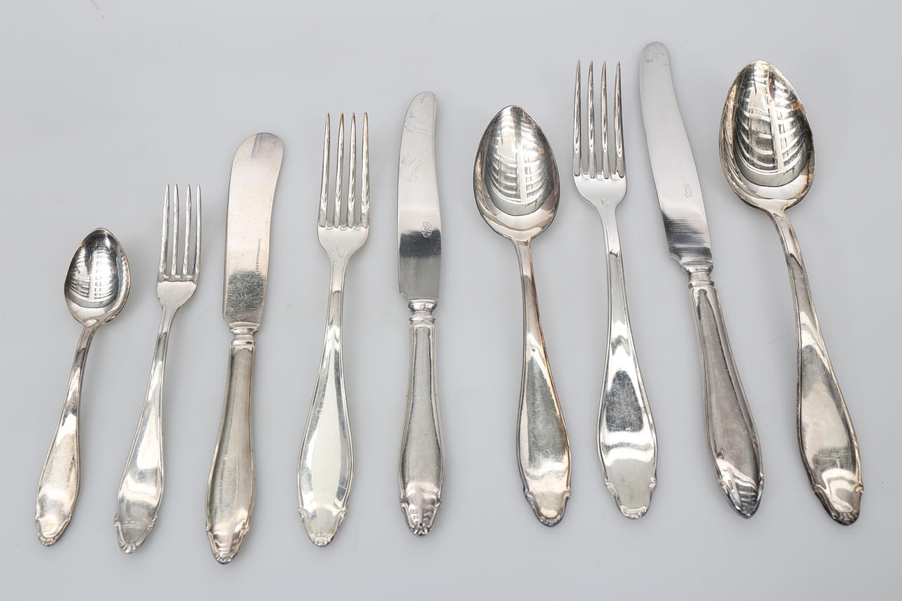 BESTICKSUPPSÄTTNING, nysilver, 89 delar, 1900-talets mitt.