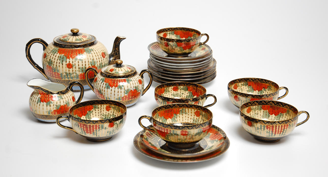 TESERVIS, 21 delar porslin, Japan,1900-talets första fälft.