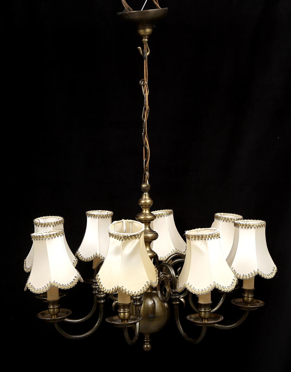 TAKKRONA, malm, barockstil, total höjd ca. 76 cm.