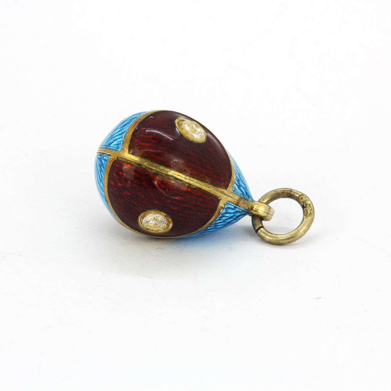 RUSSIAN STYLE ENAMELLED EGG PENDANT.