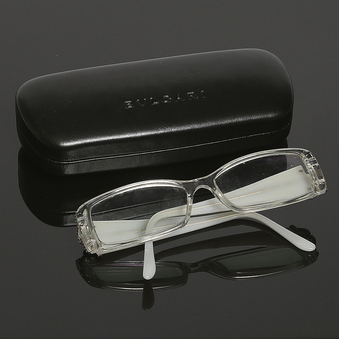 GLASÖGON samt FODRAL och ORIGINALASK, Bulgari, 1900-talets andra hälft.