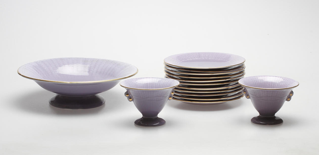 SERVISDELAR, 14 delar, flintgods, Louis Adelborg, Rörstrand, 1900-talets första hälft.