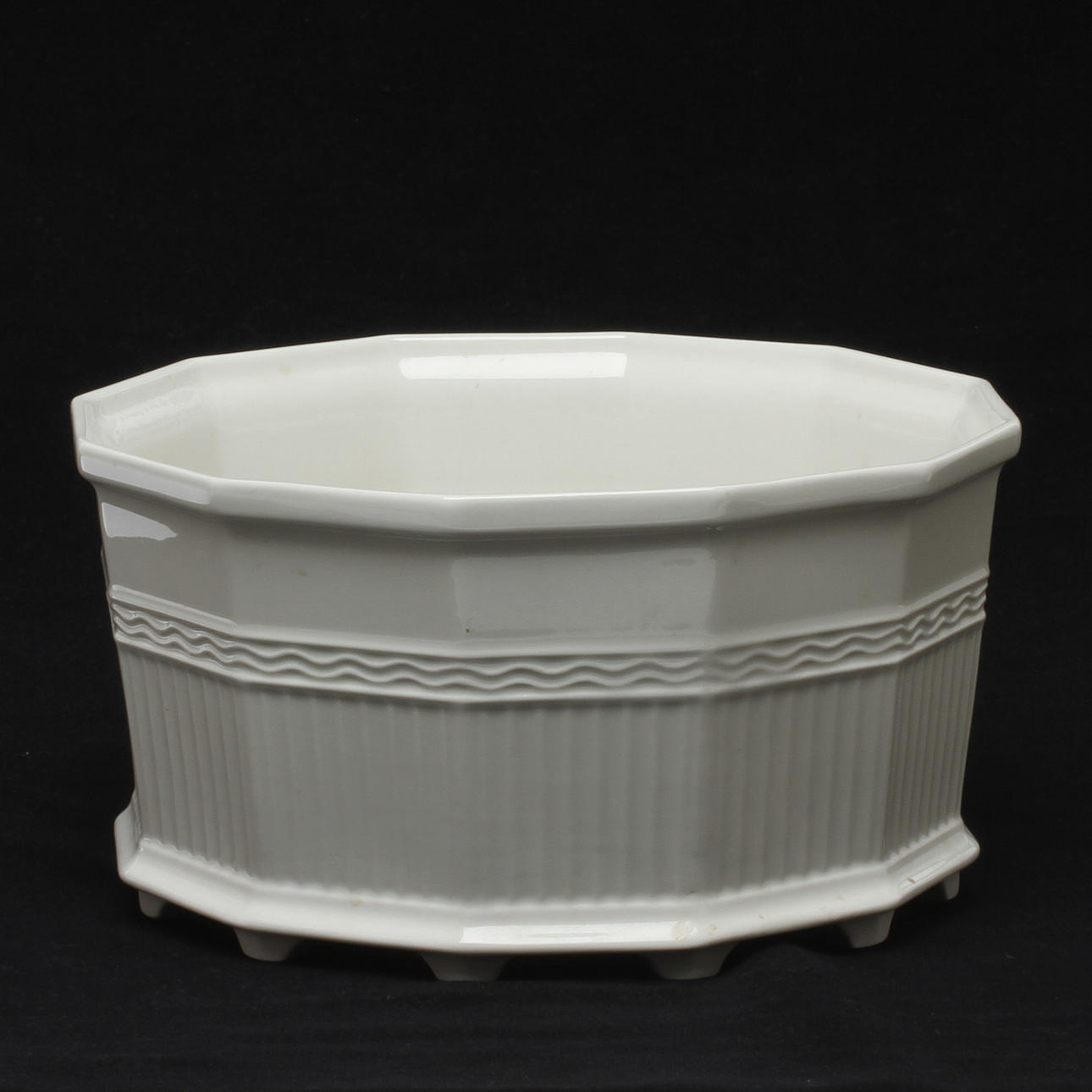 YTTERFODER, porslin, Prins Eugen, Waldemarsudde, Gustavsberg.