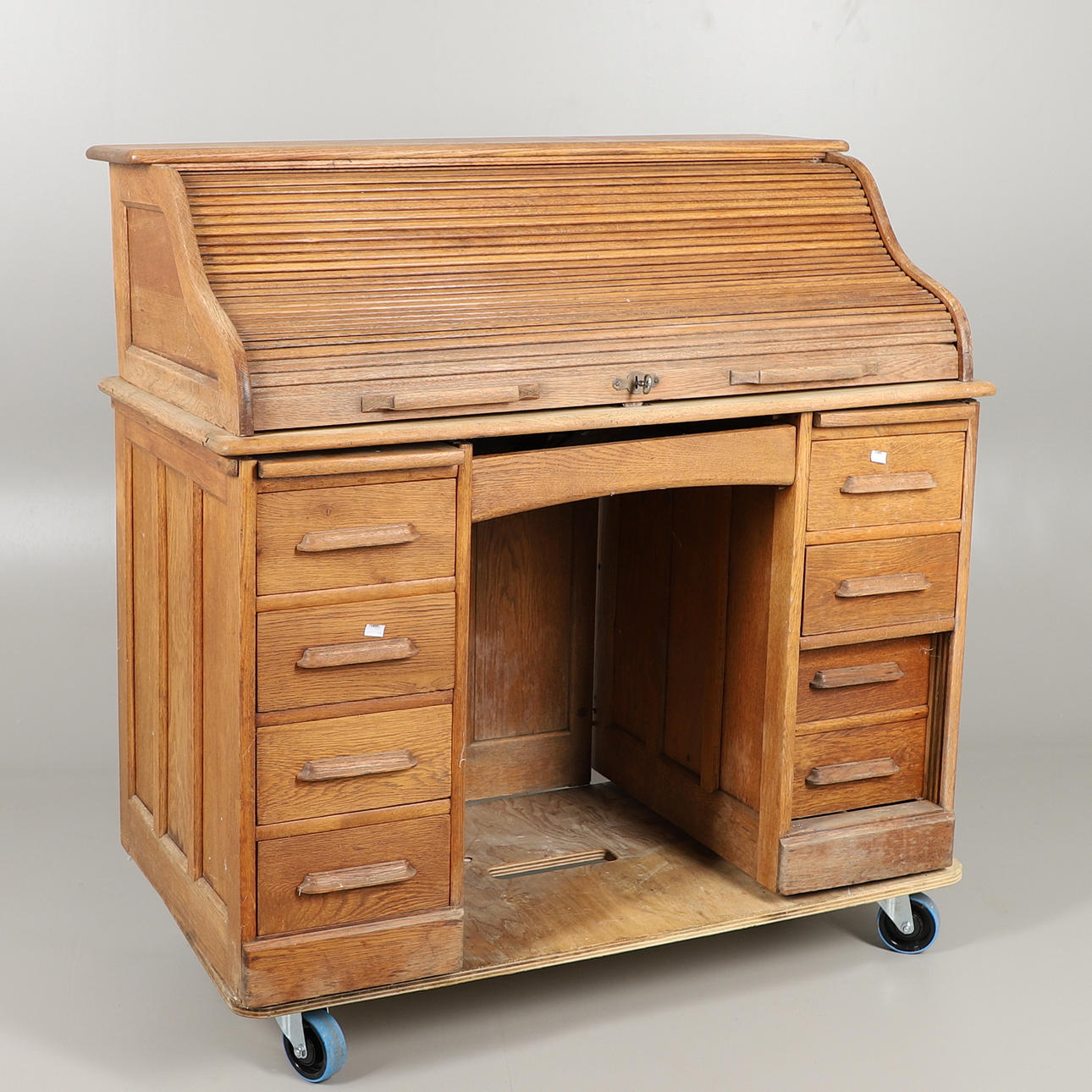 TAMMI ROLL TOP TYÖPÖYTÄ.