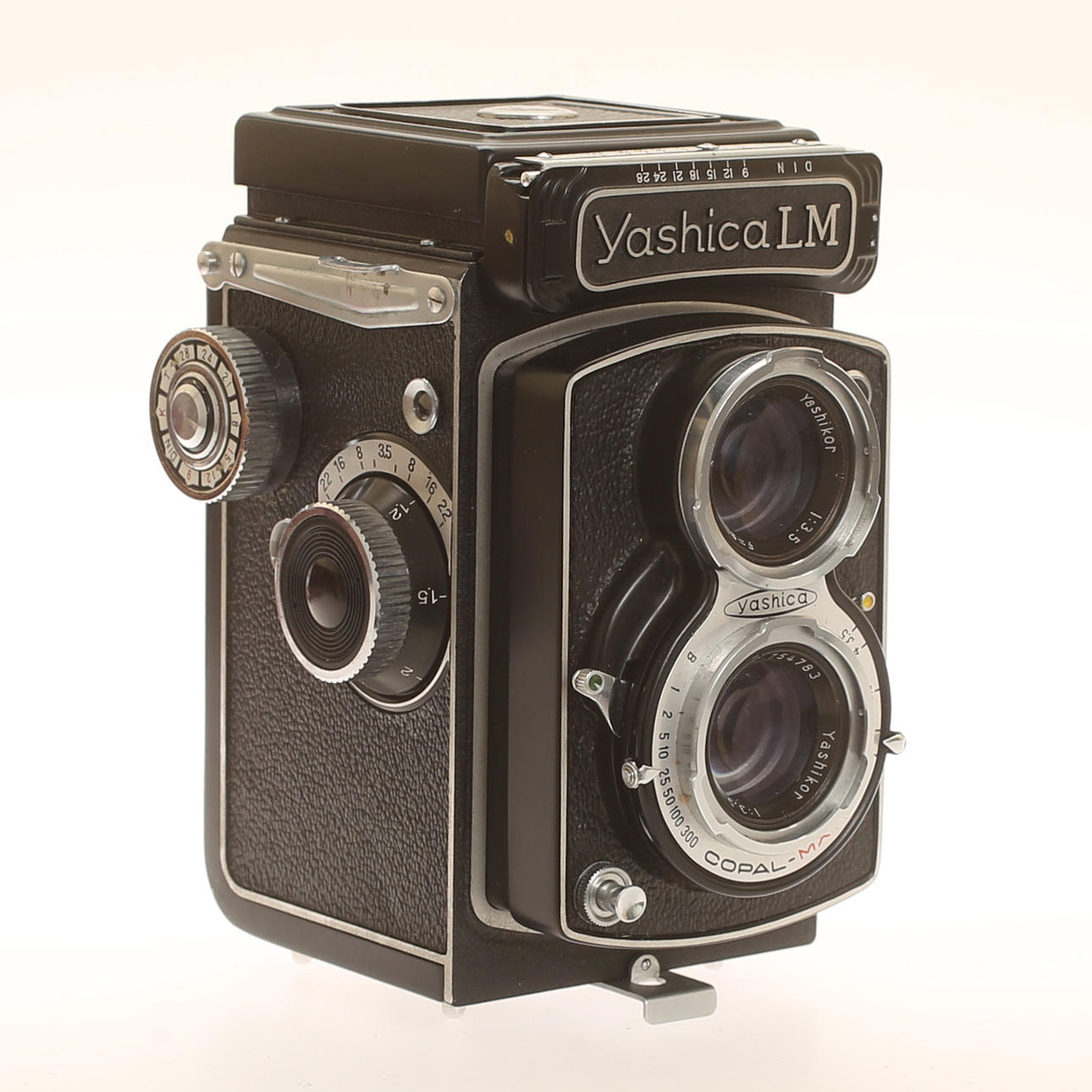 CÁMARA, Yashica LM 1950.