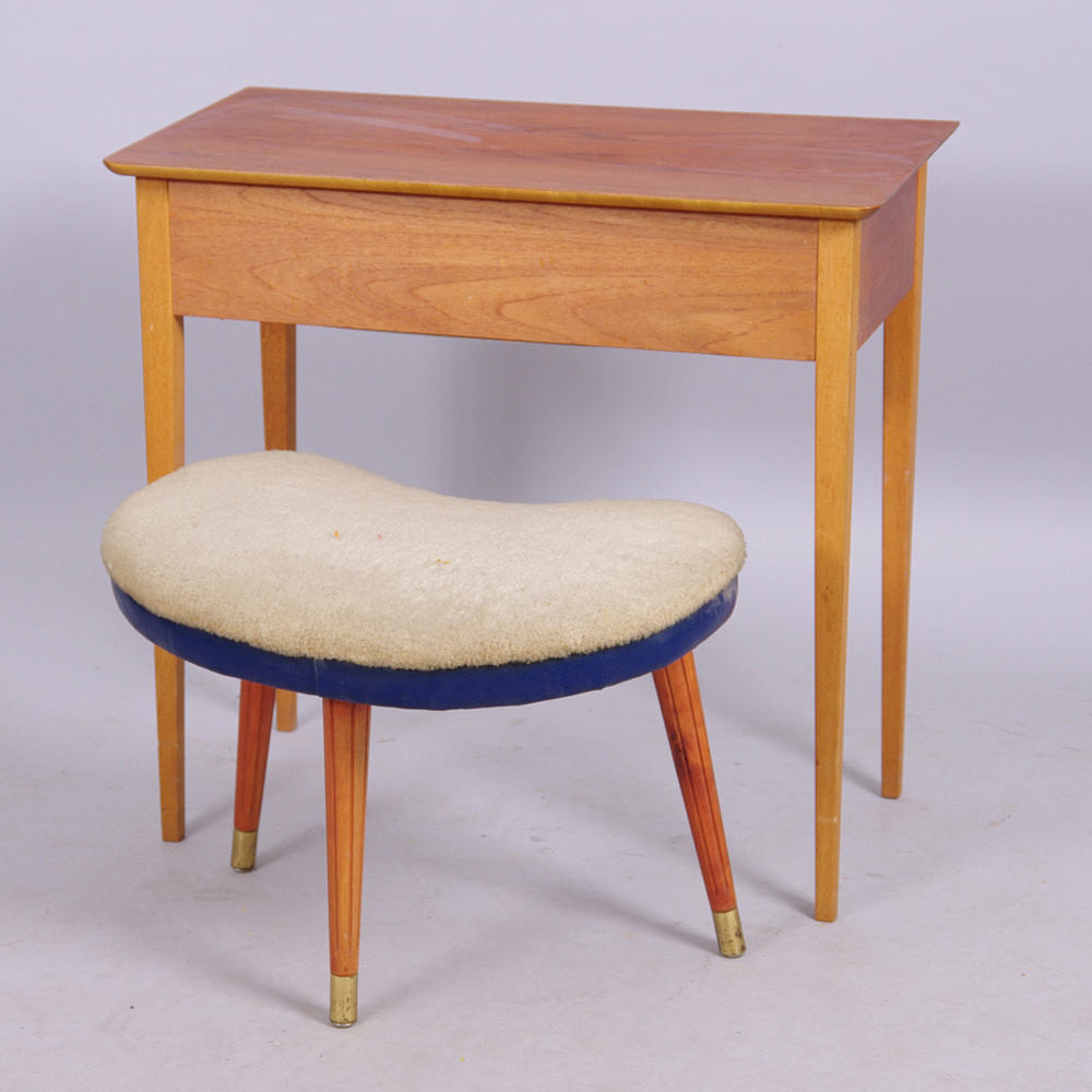 SMINKBORD SAMT SMINKPALL, teak/mahogny/ek.