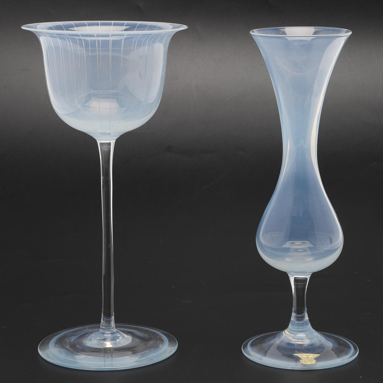 ARTHUR PERCY. vases, 2 pcs, opal glass, Gullaskruf.