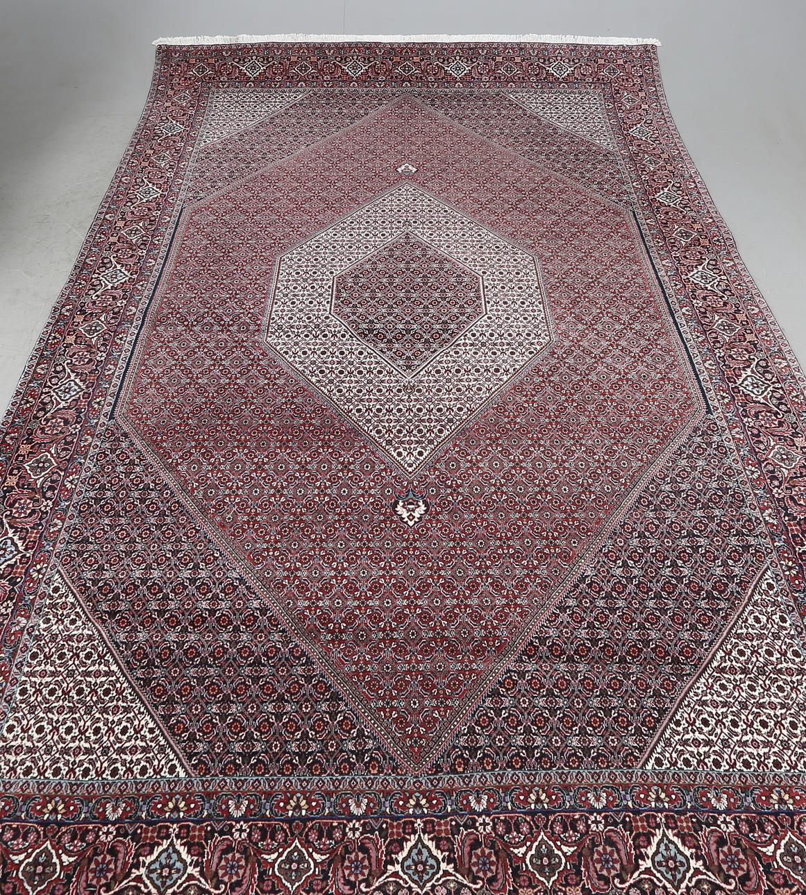 MATTA, Persisk, Bidjar, (fine), 303 x 201 cm.