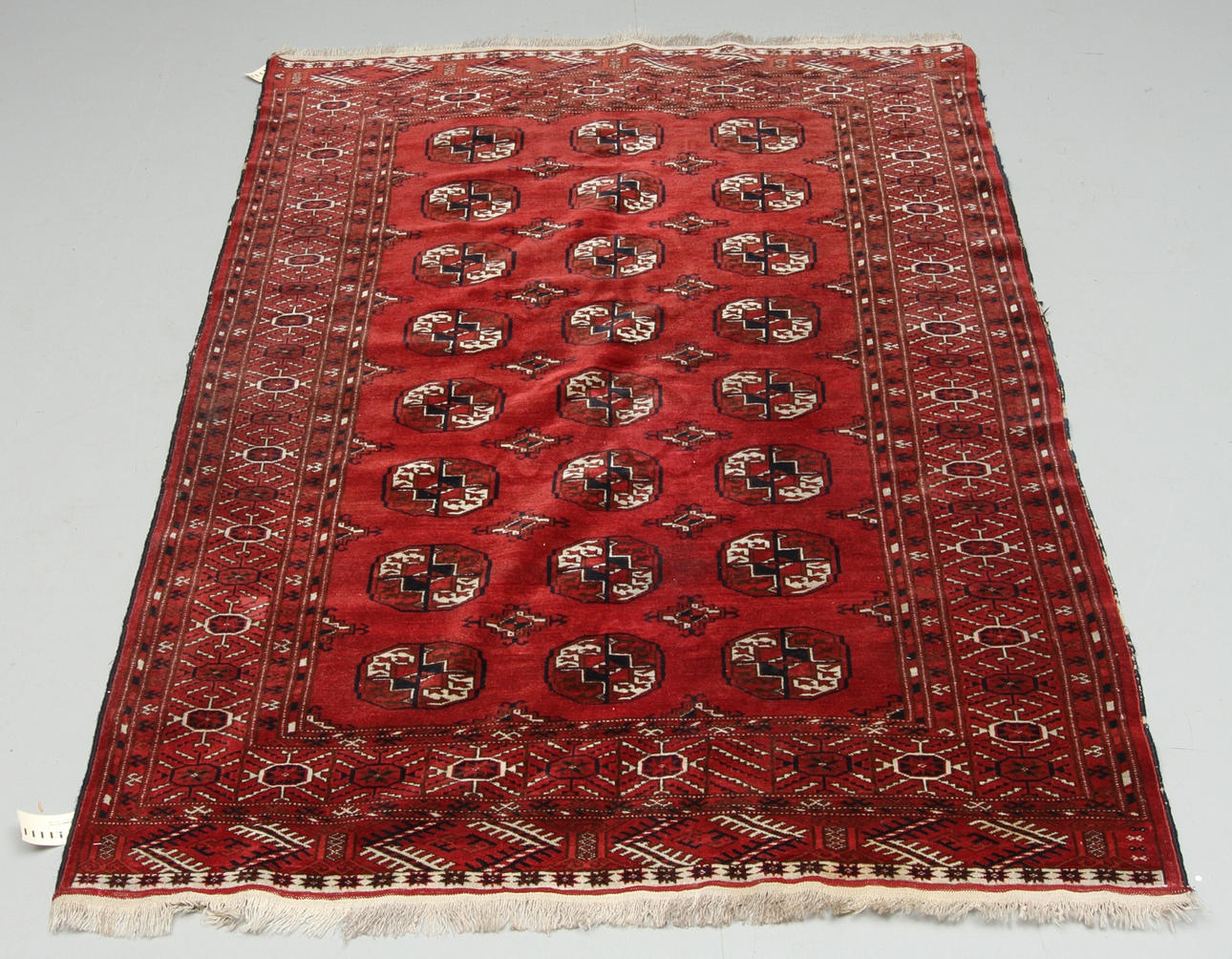 MATTA, Afghan, ca 183 x 132 cm.