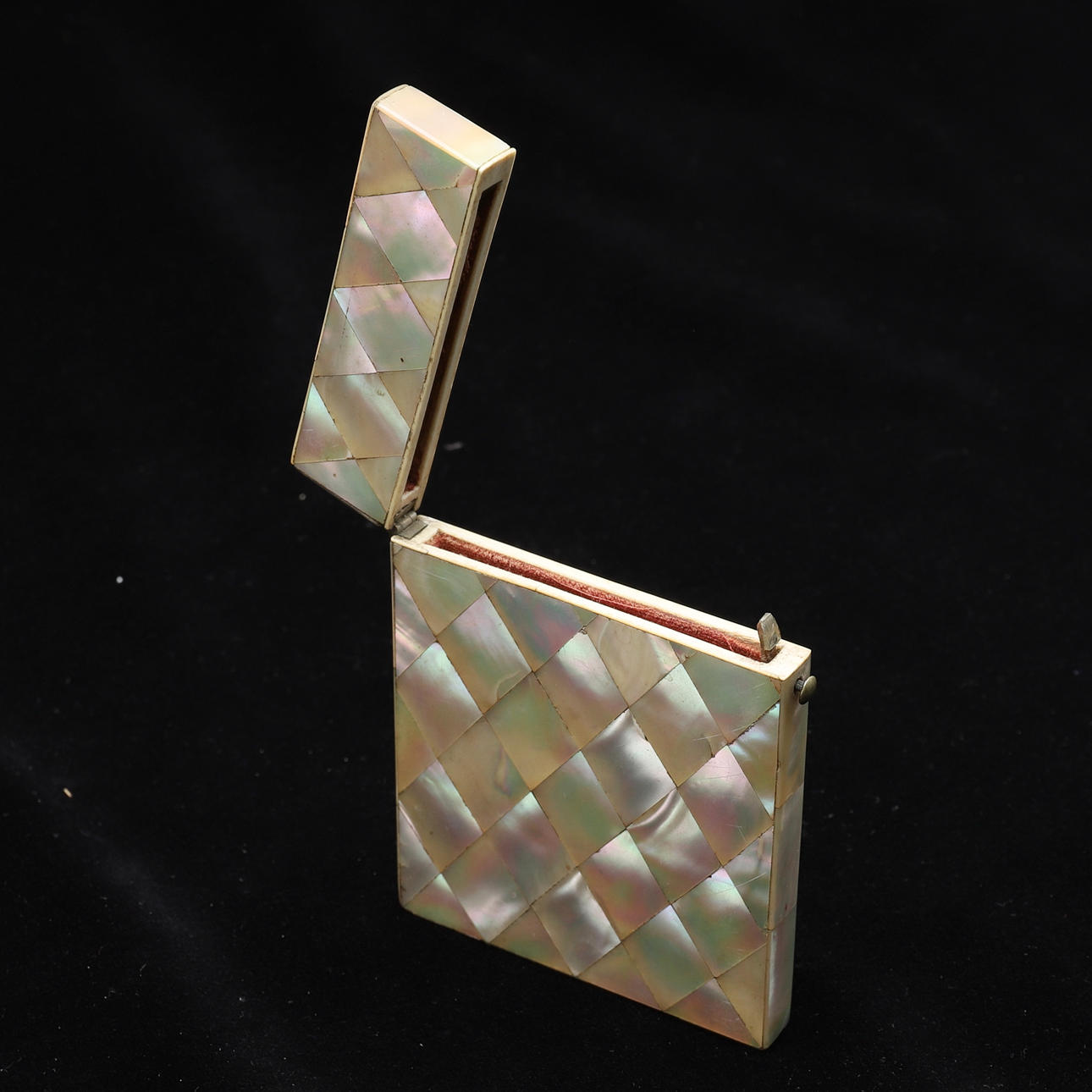 A VICTORIAN CALLING CARD CASE.
