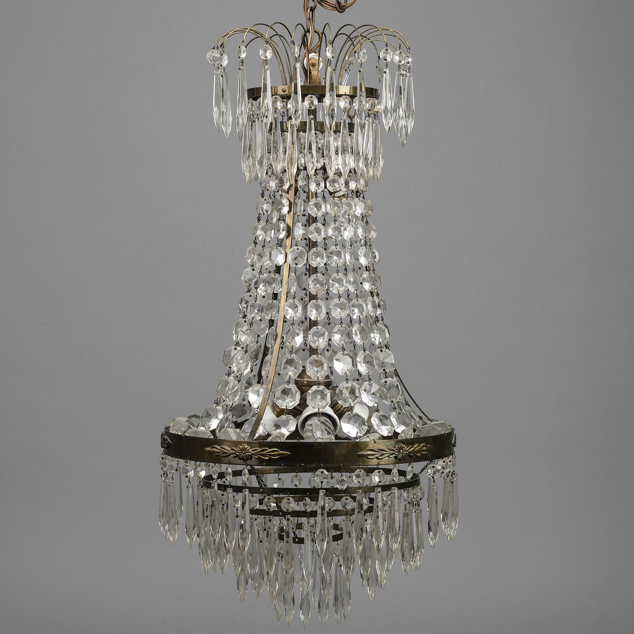 DECKENKRONE, Empire-Stil, 20. Jahrhundert.