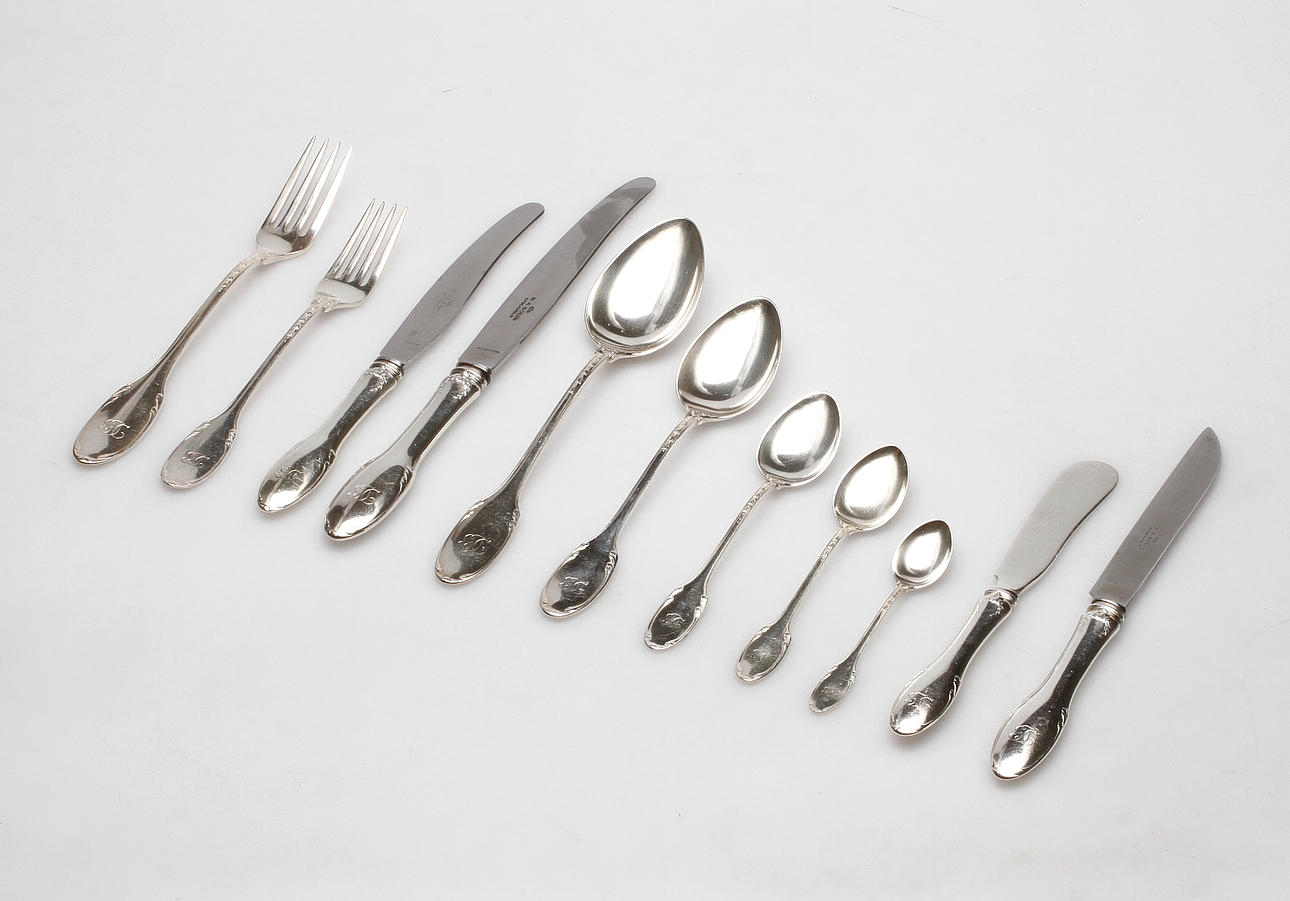 BESTICK, 117 delar, Modell F, WA Bolin, Stockholm, 1920/30-tal, vikt ca. 5250,5 gram.
