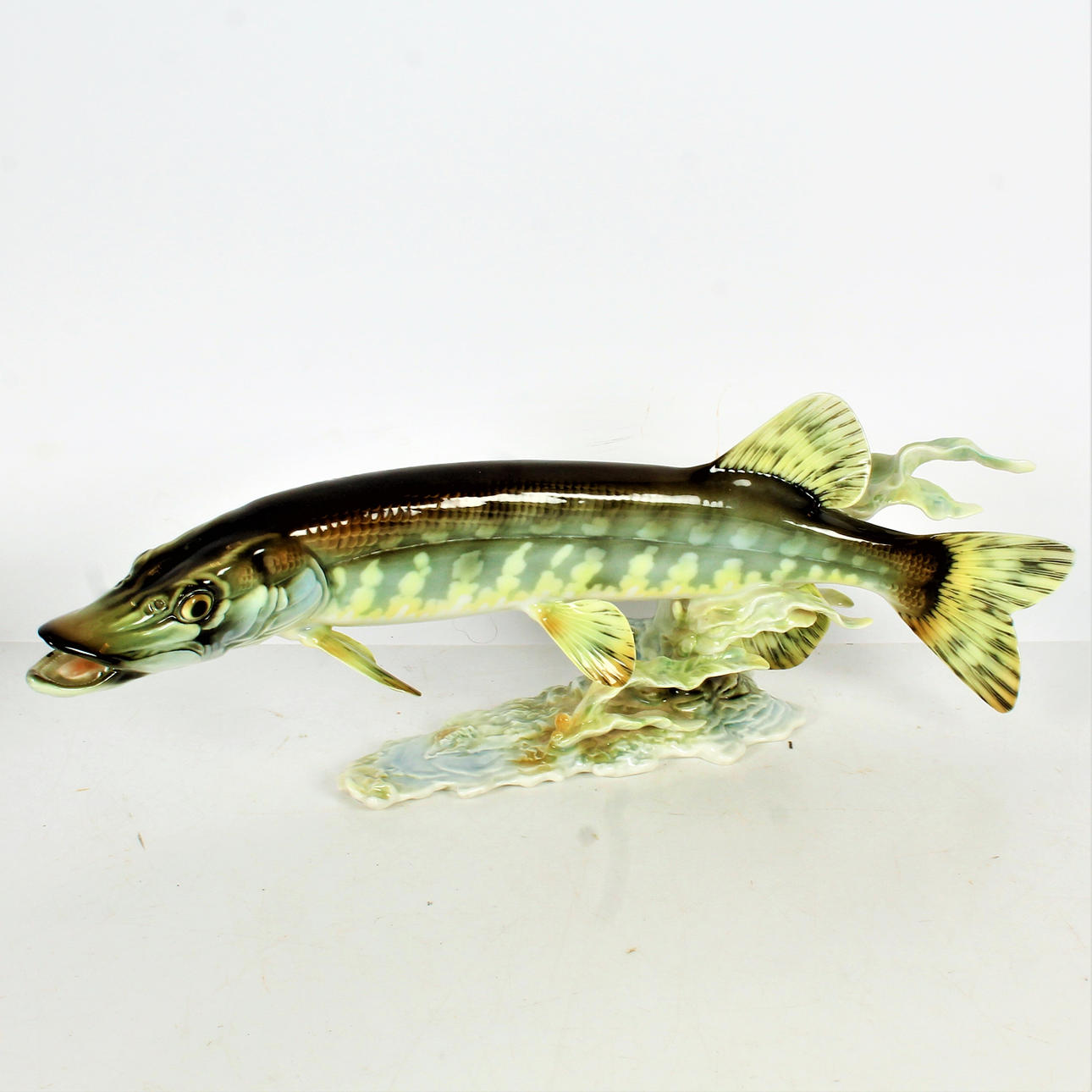 HUTSCHENREUTHER PORCELENSGEDDE.