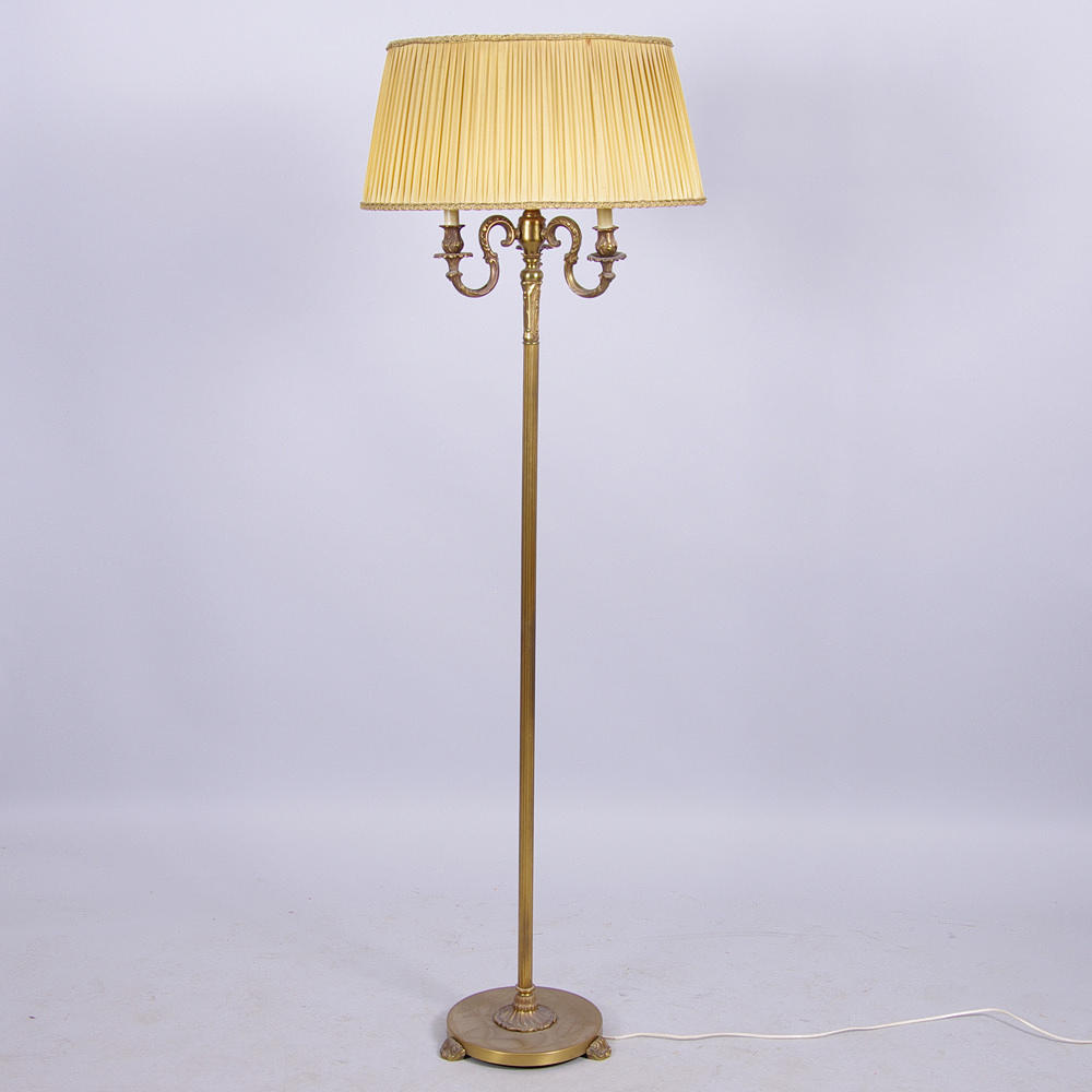 GOLVLAMPA, 3-armad, mässing.