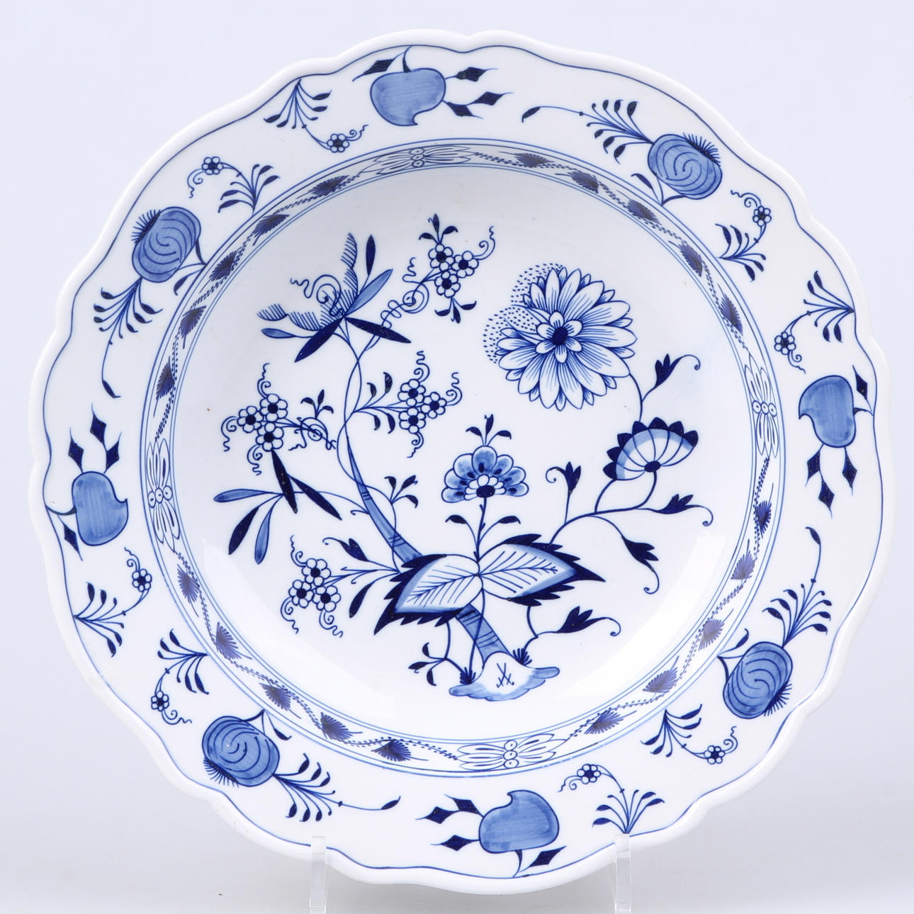 SKÅLFAT, "lökmönstret", Meissen, Tyskland.