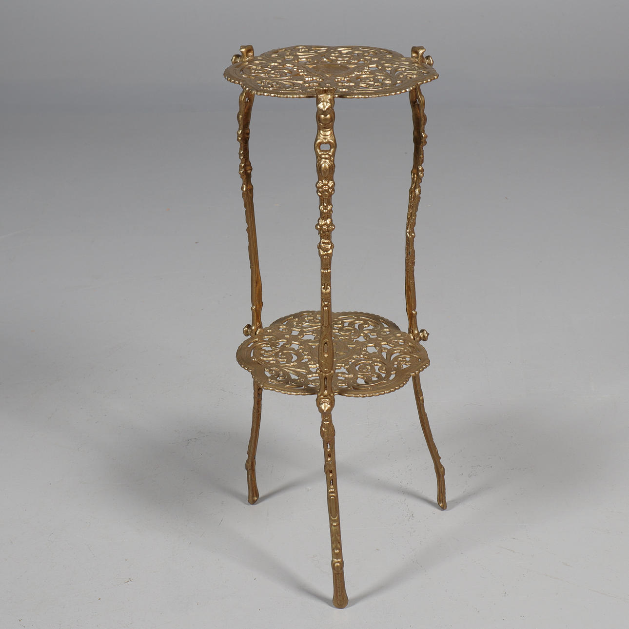 BLOMBORD / PIEDESTAL, målad metall.