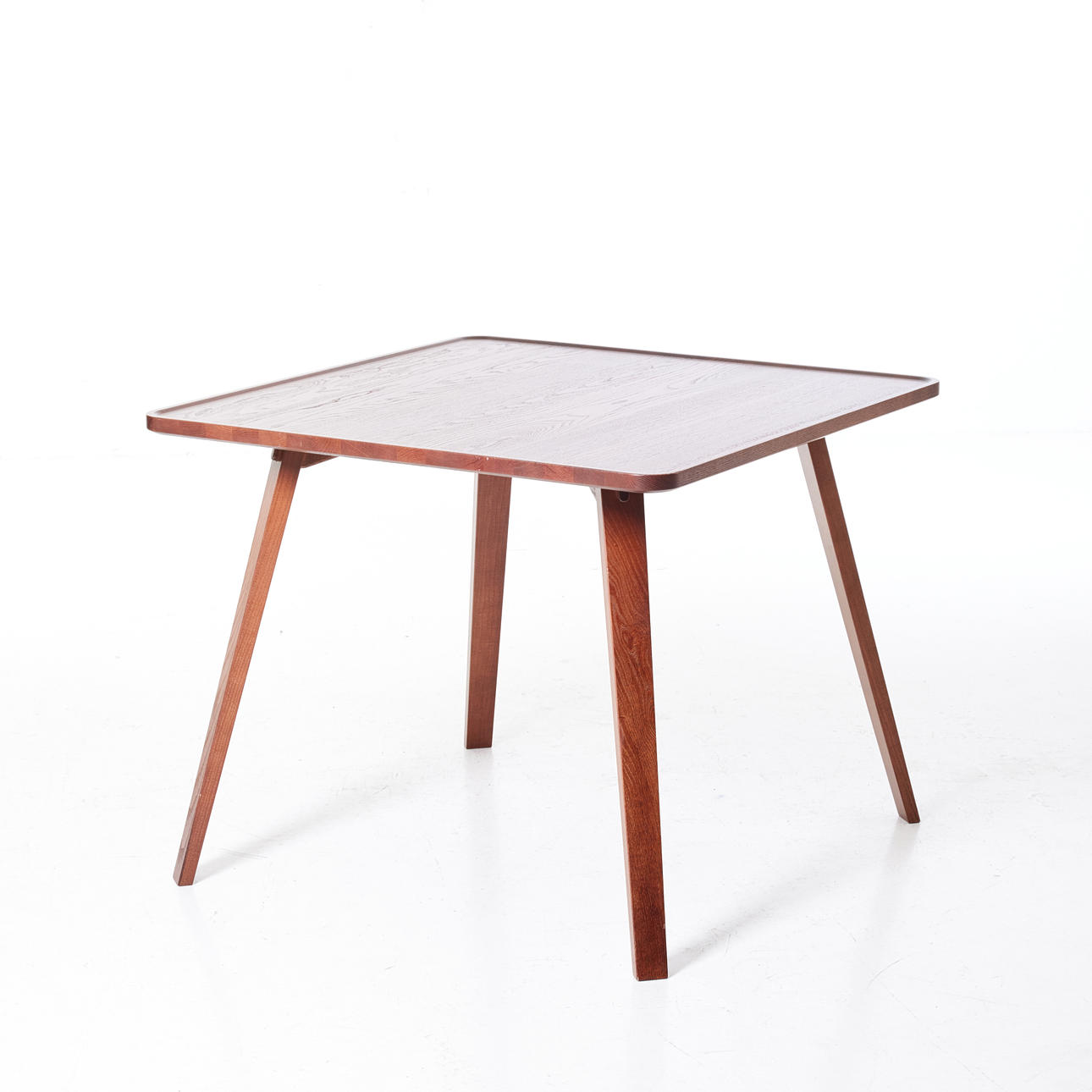 ROGER PERSSON, bord "Mill", Karl Andersson, profilerad bordskant, betsad ek.