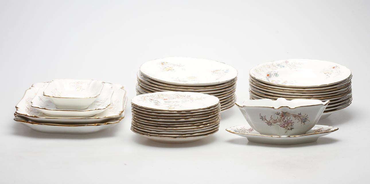 MATSERVISDELAR, porslin, "Axel", Gustavsberg, 1900-talets första del.