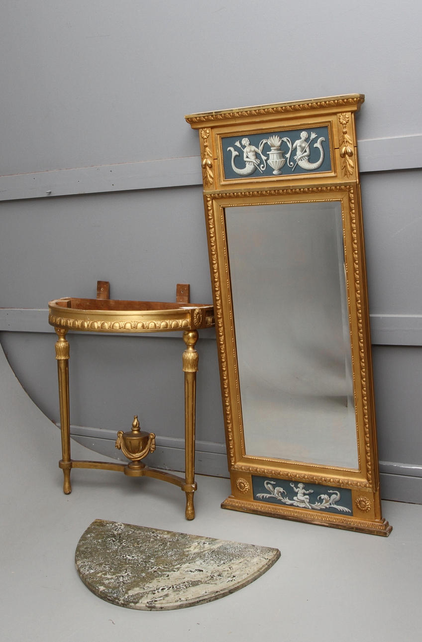 SPEGEL MED KONSOLBORD, gustaviansk stil, 1900-tal.