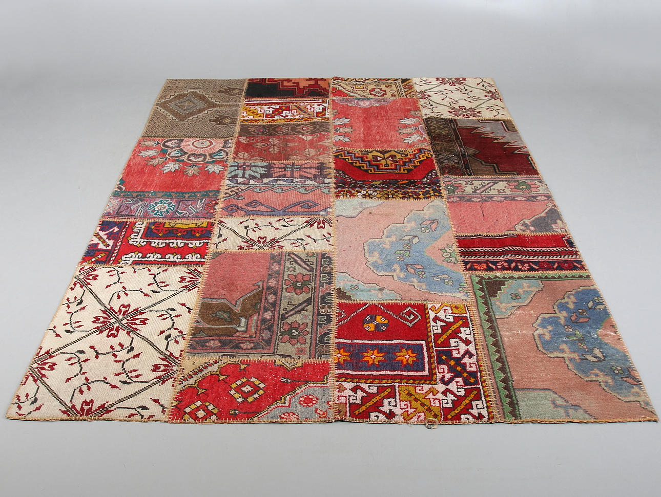 MATTA, Patchwork. 256 x 190 cm.