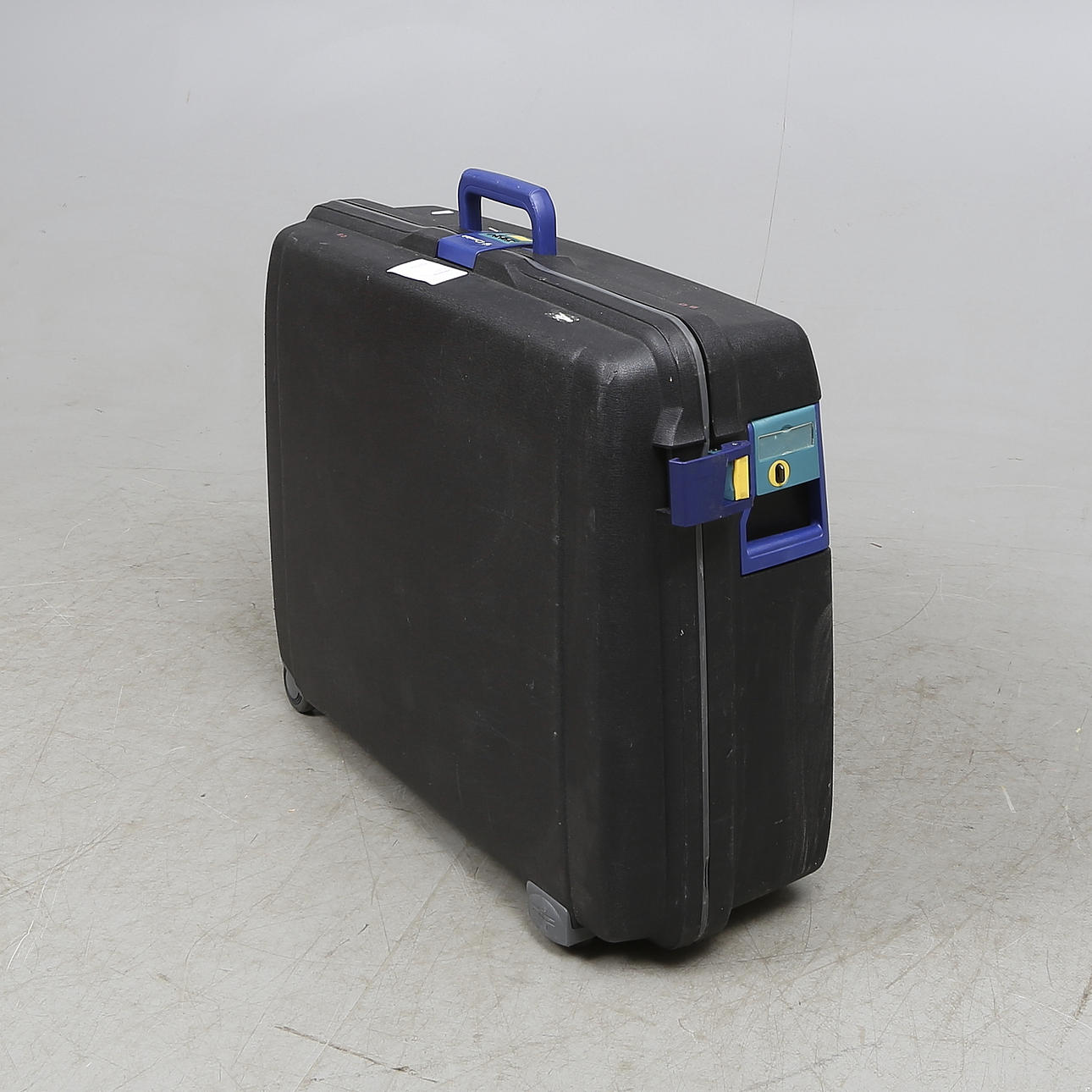 Matkalaukku, Cavalet.