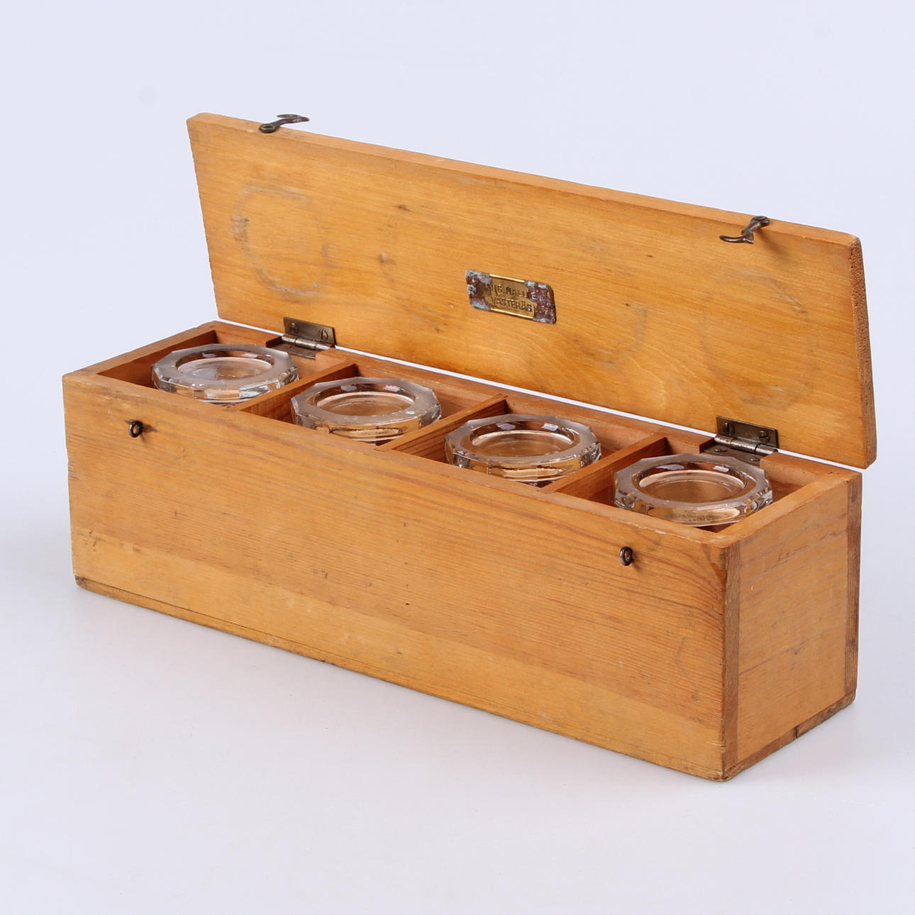 JAKTSCHATULL, med 8 glas, B Aug Hallberg, Västerås, 1900-talets första hälft.