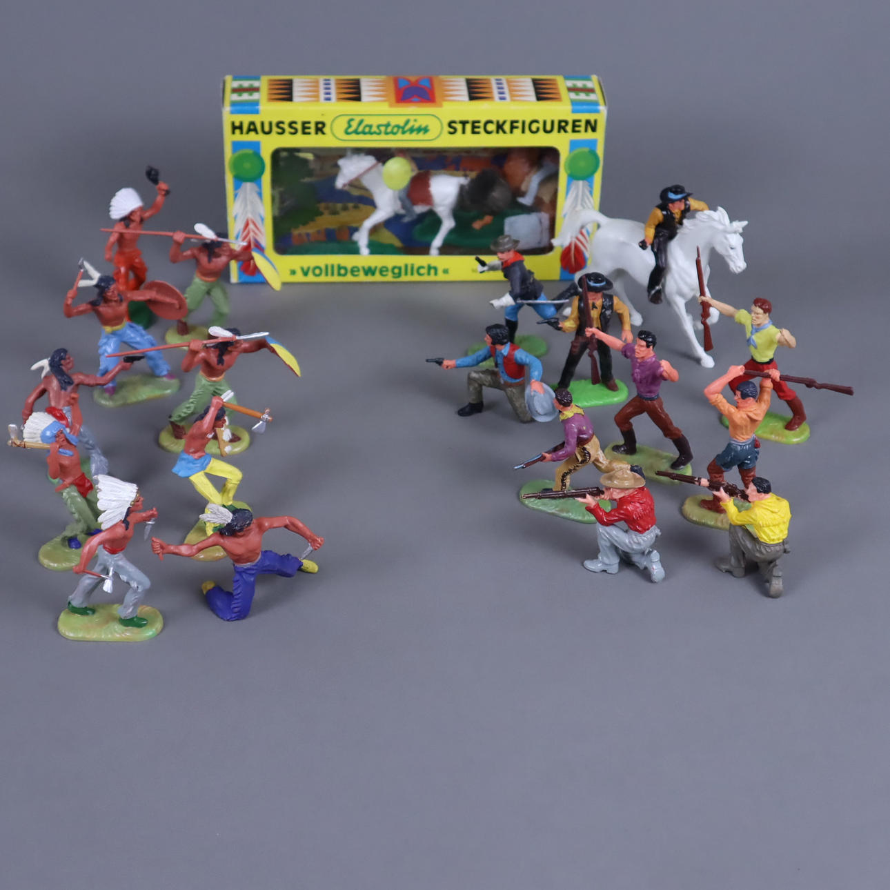 Konvolut ELASTOLIN Wild West Figuren - Hartplastik, 21 Figuren.