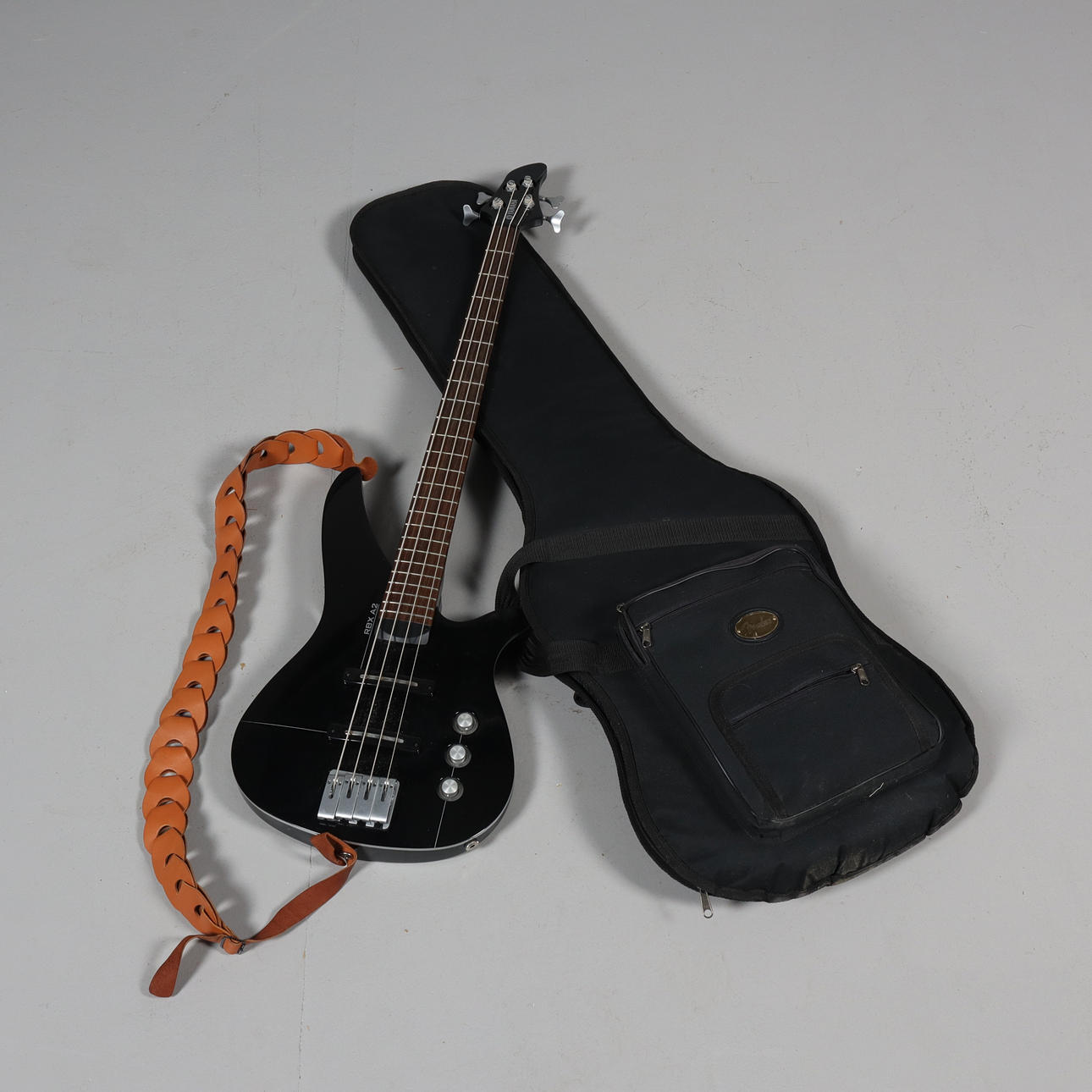 BAJO ELÉCTRICO, Yamaha RBX A2.