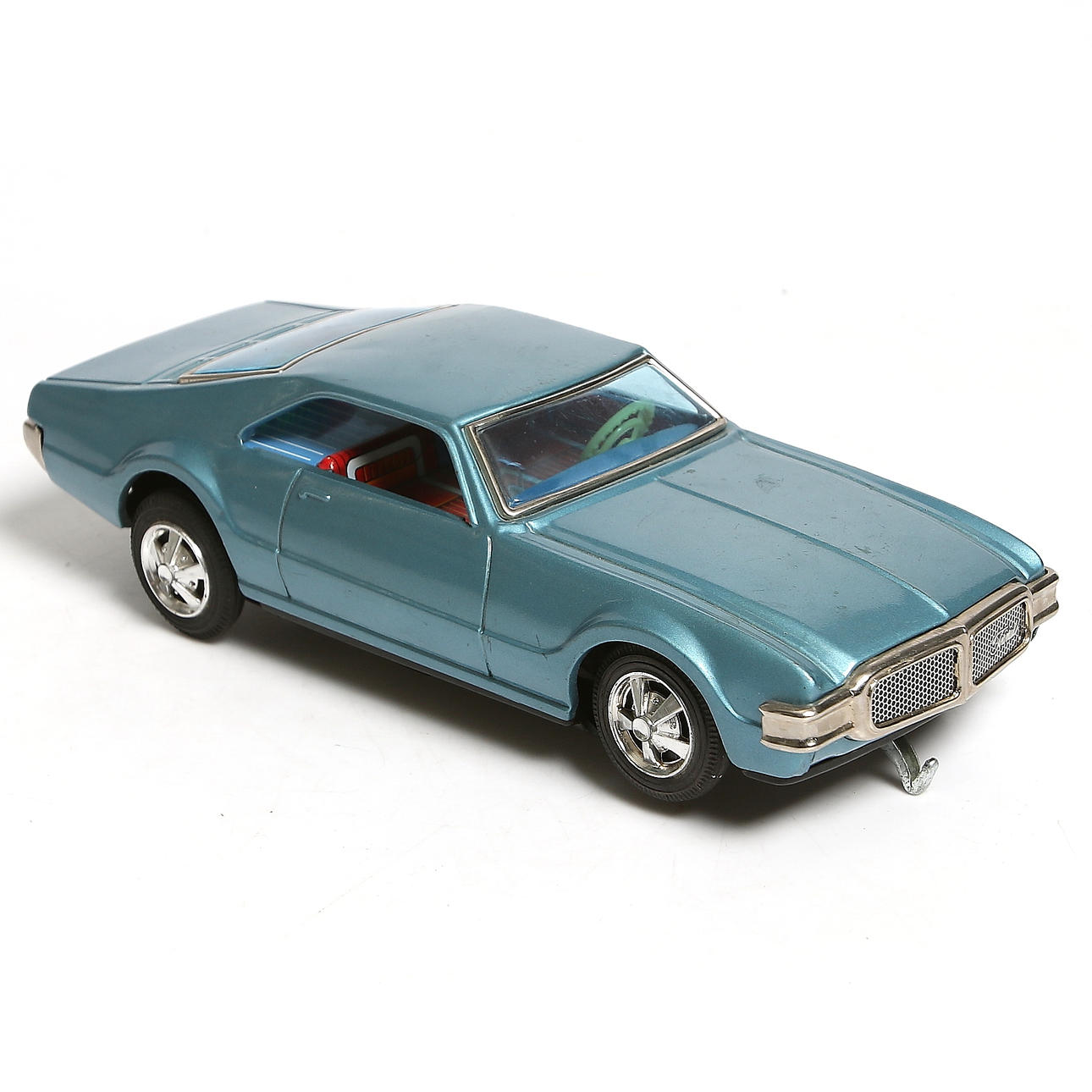 MODELLBIL, Oldsmobil Tornado, sannolikt Japan. 1960-tal.