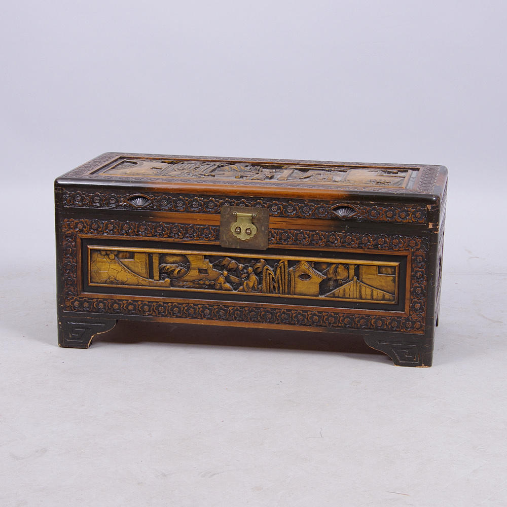 KAMFERKISTA, liten modell, 1900-tal.