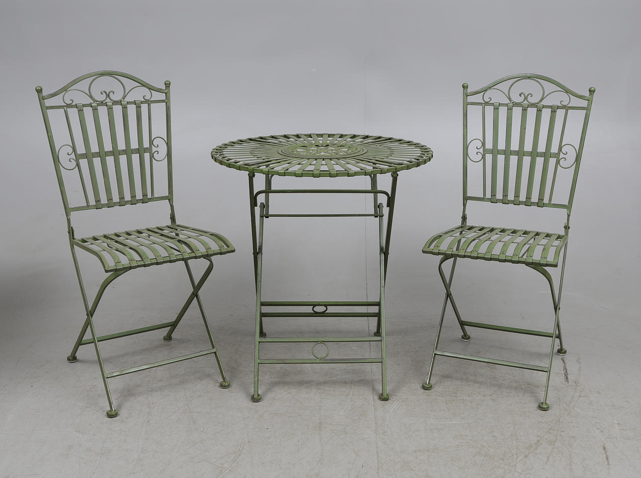 TRÄDGÅRDSMÖBEL, 3 delar, 2000-tal.